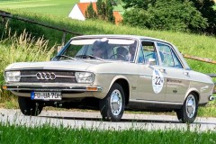 Audi 100S (1970) – Bernhard & Martina Pfister / Christel & Rainer Fiola